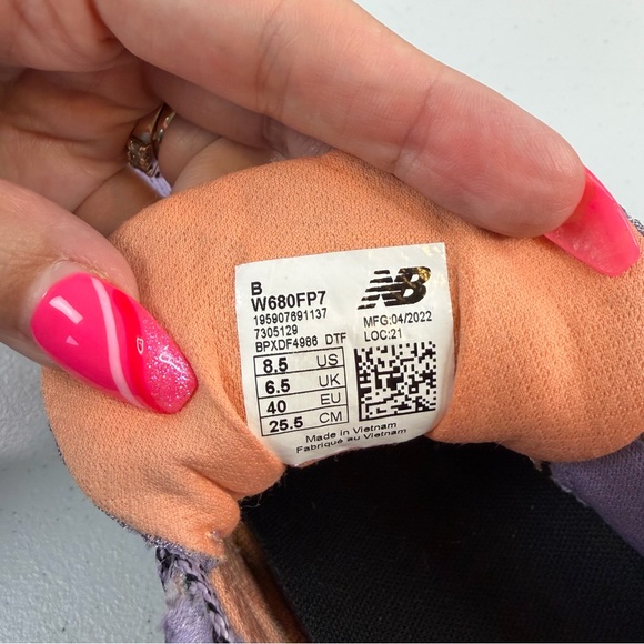 New Balance Women's 680 V7 Running Shoes Purple Sneakers Size 8.5 w680fp7 Gym - Picture 11 of 11